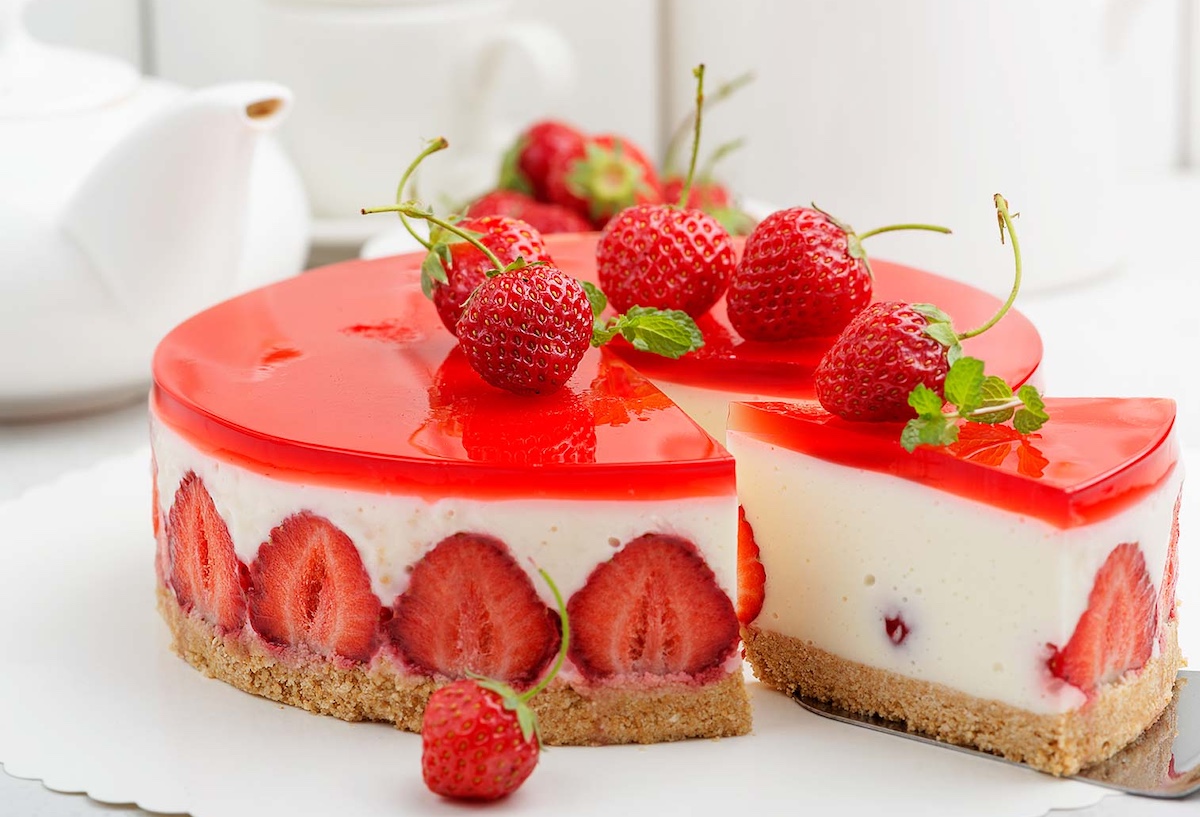 Plant-Based Cakes for Kids’ Parties hero image