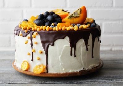 Custom Vegan Cake Orders service image