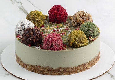 Vegan Cakes for Every Occasion in the Miami Area blog image