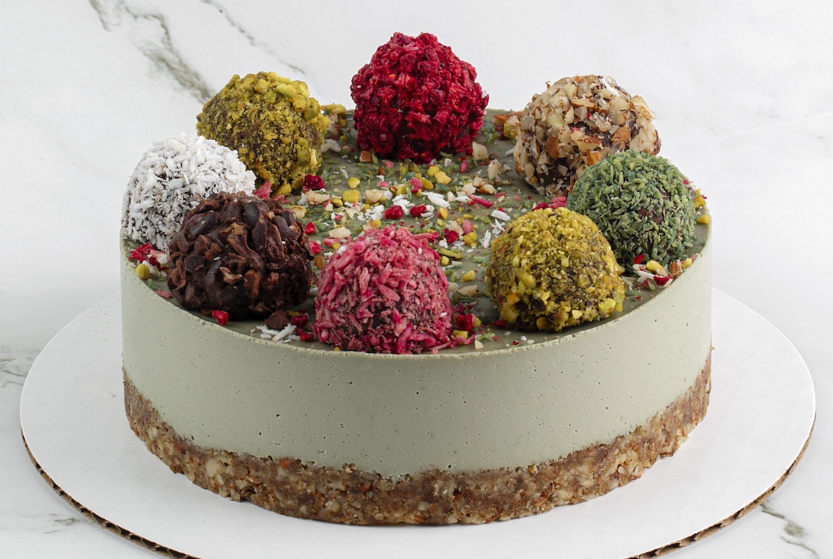 Vegan Cakes for Every Occasion in the Miami Area hero image